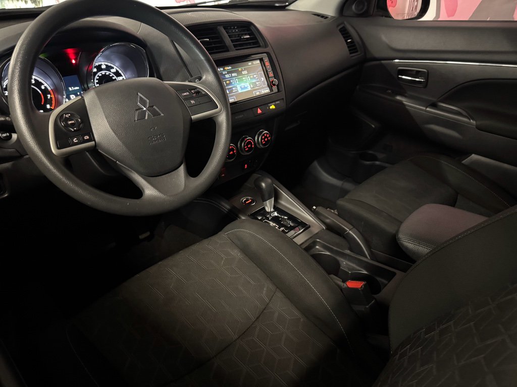 Used 2023 Mitsubishi Outlander Sport ES image 18