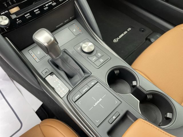 Used 2025 Lexus IS 350 F Sport RWD image 19