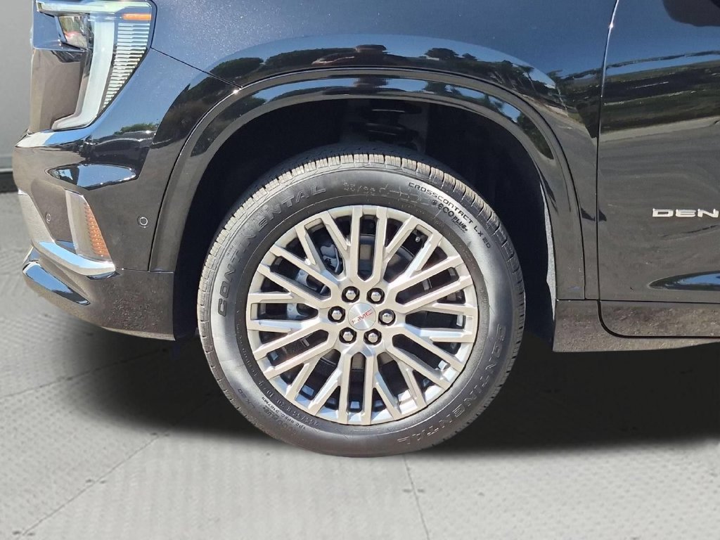 New 2026 GMC Acadia Denali w/ Super Cruise Package FWD image 33