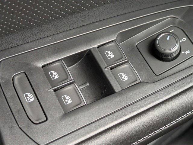 New 2026 Volkswagen Atlas SE image 27