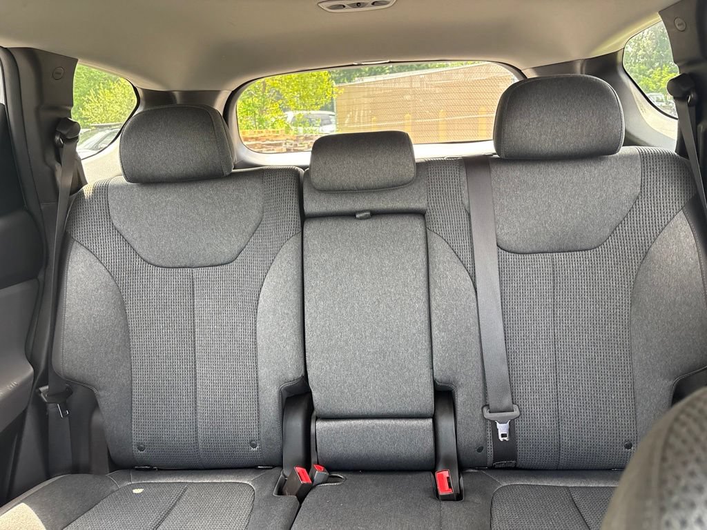 Used 2020 Hyundai Santa Fe SEL w/ Convenience Package AWD/4WD image 22