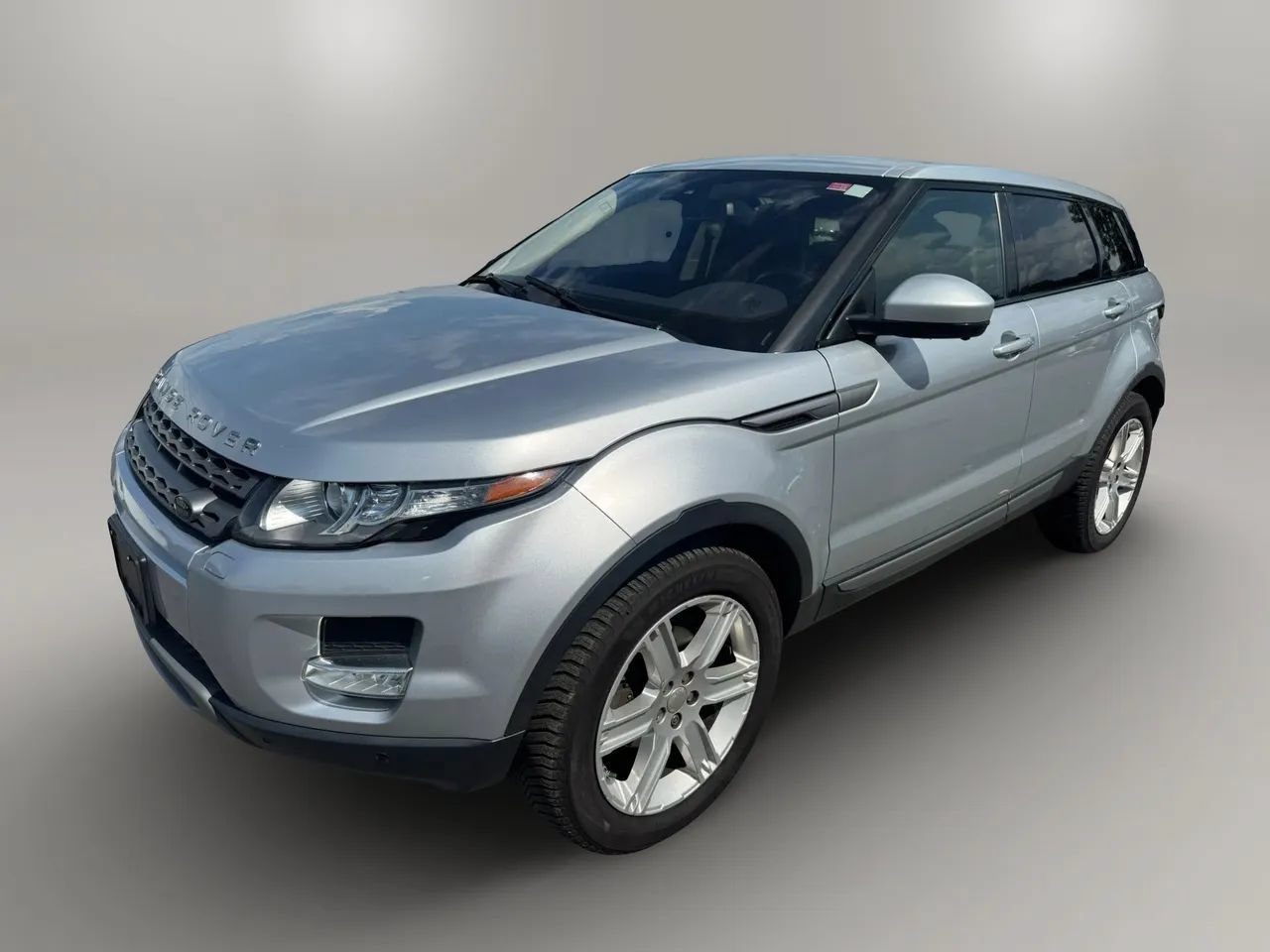 Used 2015 Land Rover Range Rover Evoque Pure Premium AWD/4WD image 6