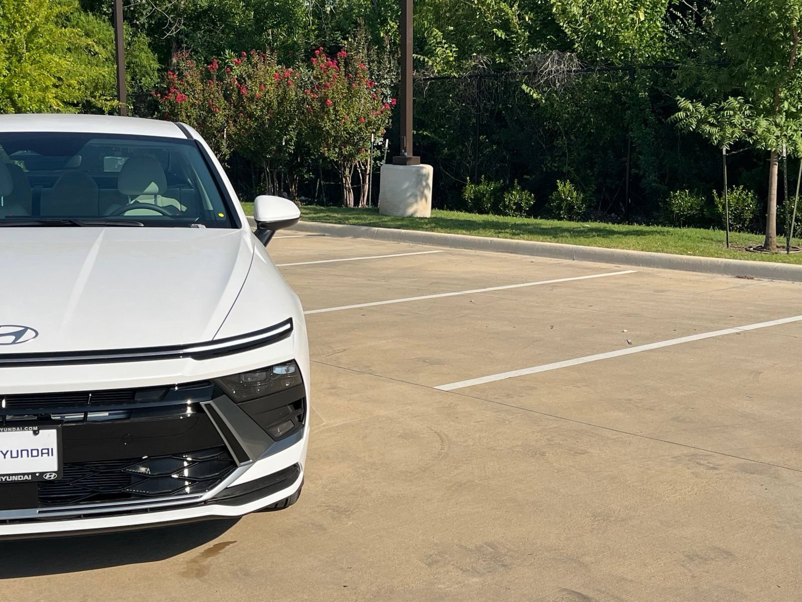 New 2026 Hyundai Sonata SE FWD image 3