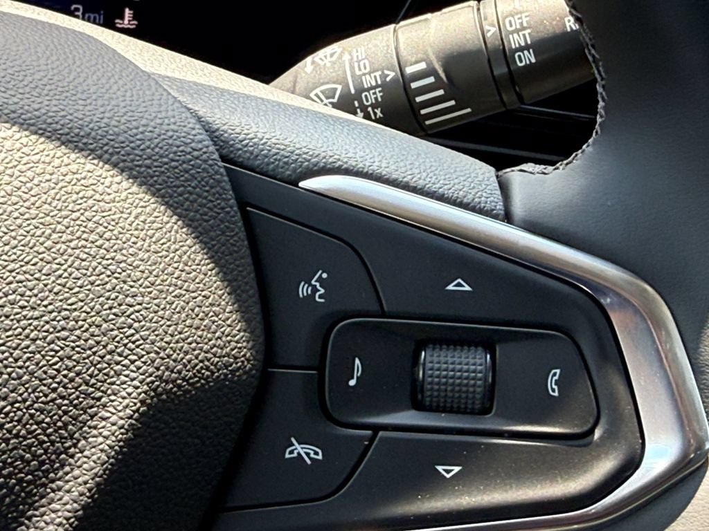 New 2026 Chevrolet Trax ACTIV w/ Sunroof Package FWD image 20