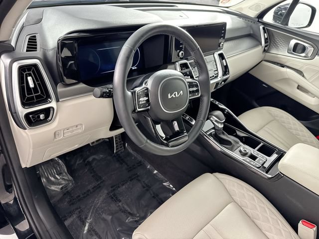 Used 2023 Kia Sorento SX AWD/4WD image 25