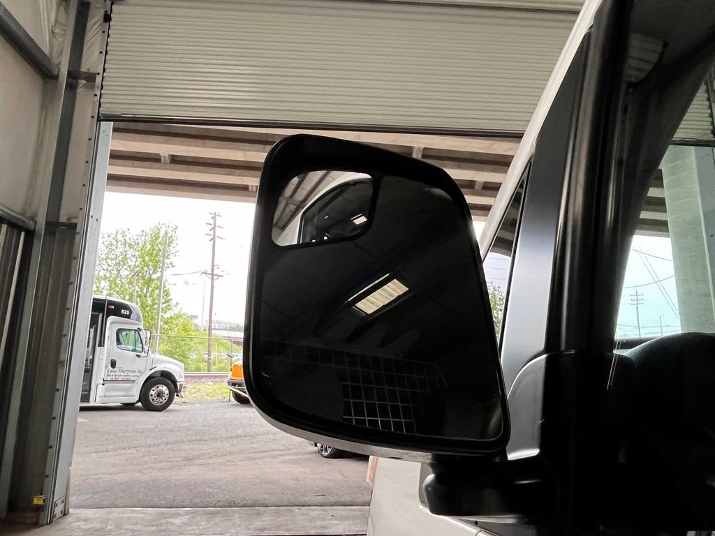 Used 2018 Chevrolet City Express LS FWD image 35