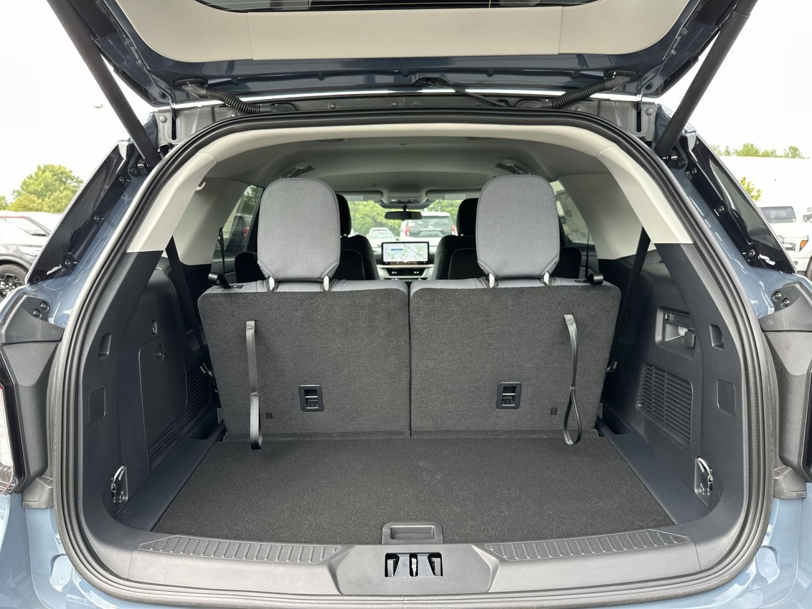 New 2026 Ford Explorer Active AWD/4WD image 27