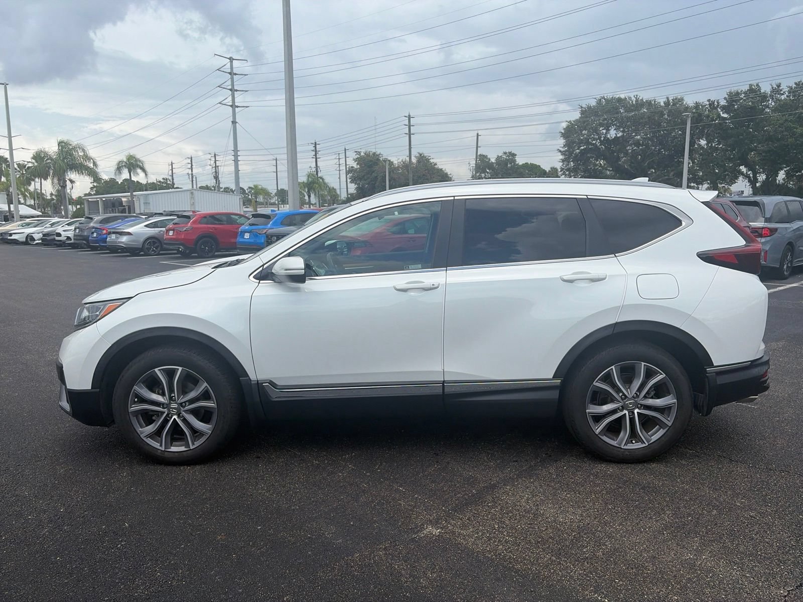 Used 2022 Honda CR-V Touring image 4
