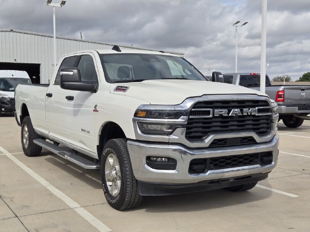 Used 2025 RAM 2500 Lone Star AWD/4WD image 1