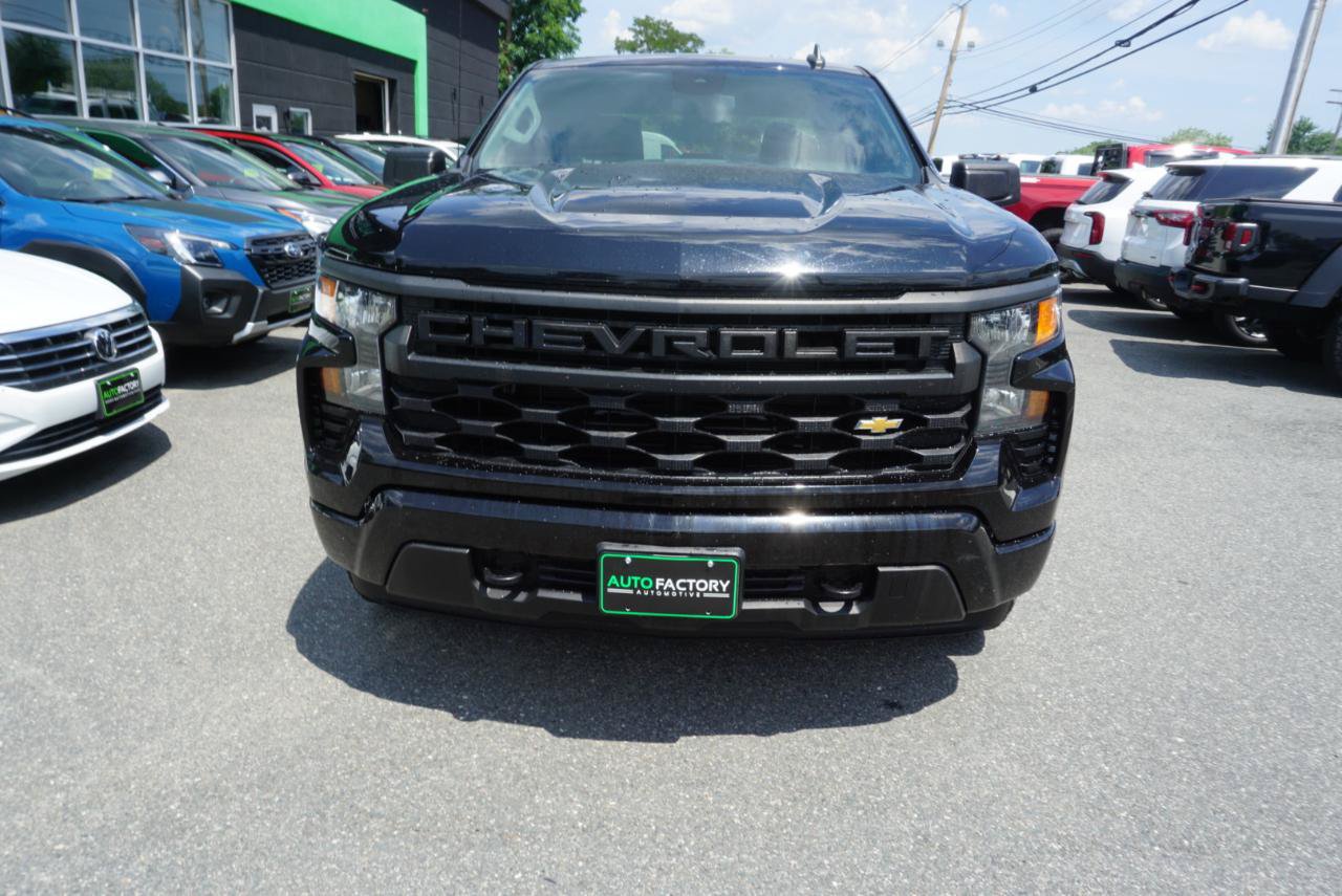 Used 2022 Chevrolet Silverado 1500 Custom AWD/4WD image 3
