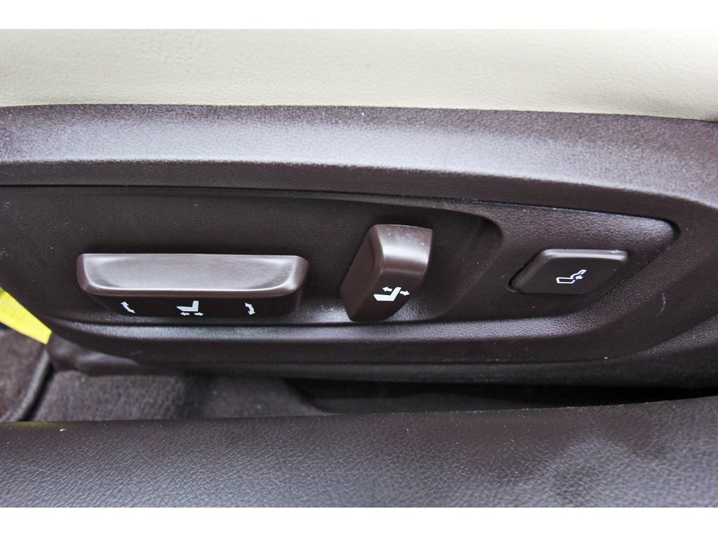 Used 2017 Lexus ES 350 w/ Luxury Package FWD image 26
