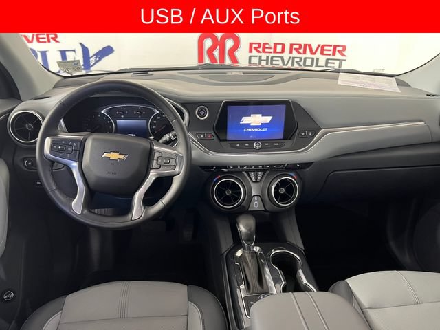 Used 2022 Chevrolet Blazer LT FWD image 13