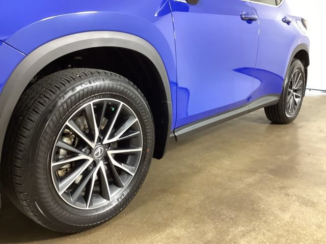 Used 2025 Lexus NX 350 AWD w/ Accessory Package (2T) image 2
