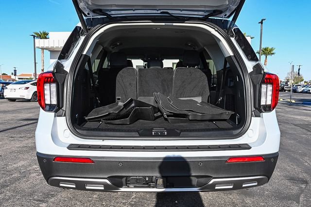 Used 2025 Ford Explorer Active w/ Active Comfort Package image 31