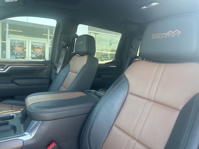 Used 2023 Chevrolet Silverado 1500 High Country w/ Technology Package image 10