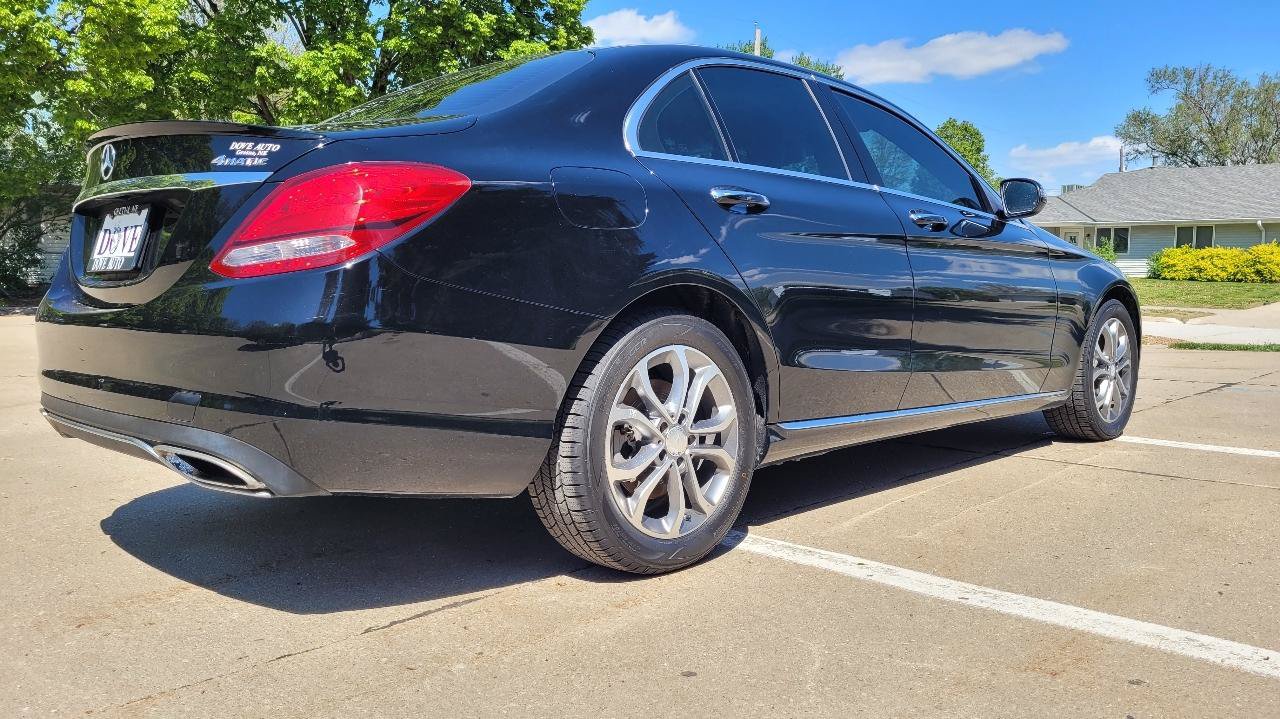 Used 2016 Mercedes-Benz C 300 4MATIC Sedan image 6