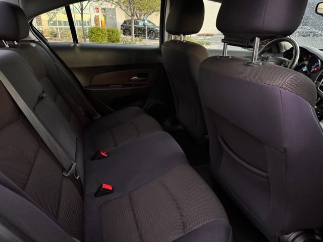 Used 2015 Chevrolet Cruze LT image 15