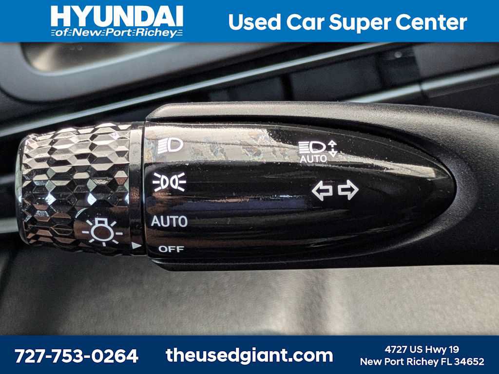 Certified 2025 Hyundai Elantra Sport FWD image 26