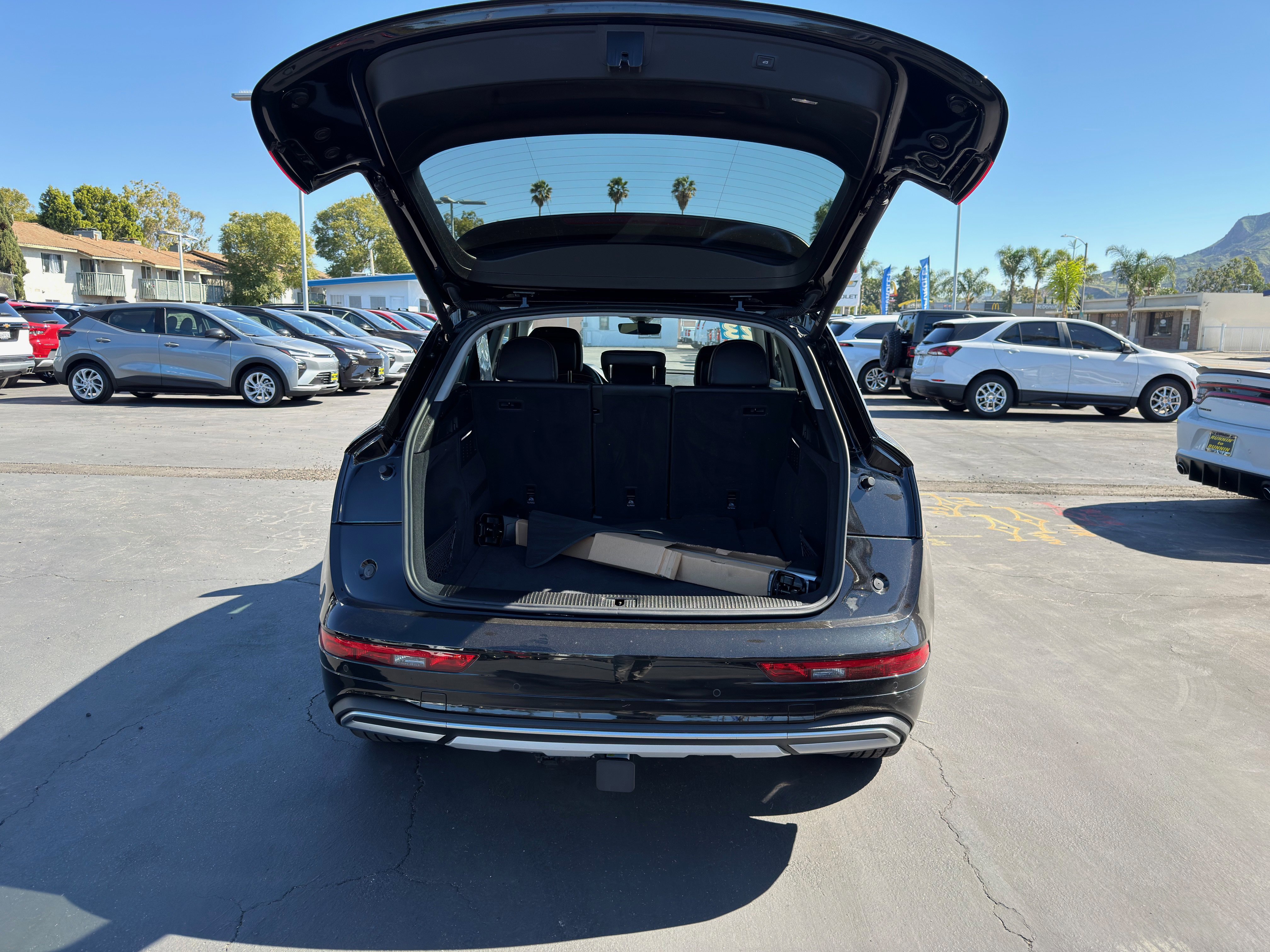 Used 2023 Audi Q5 2.0T Premium image 13