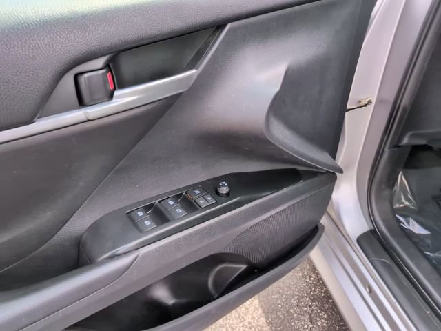 Used 2019 Toyota Camry LE image 16