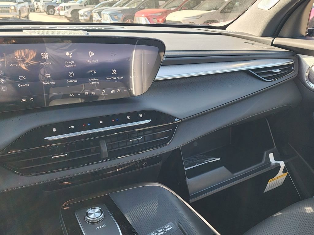 New 2026 Buick Enclave Avenir w/ Super Cruise Package FWD image 36