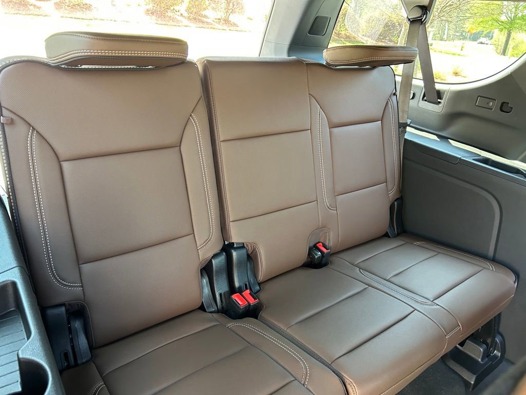 New 2026 Chevrolet Suburban High Country image 47