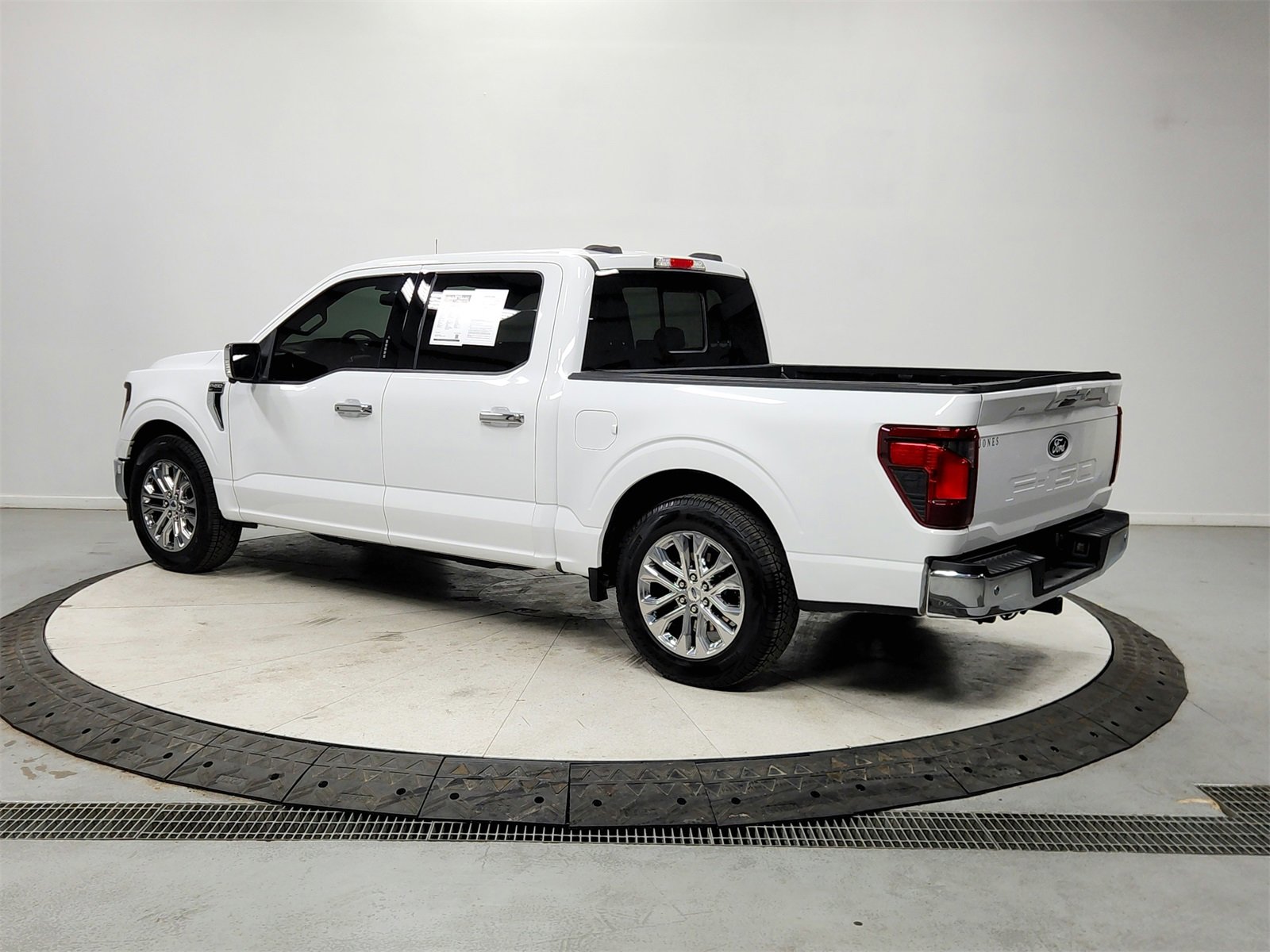 Used 2024 Ford F150 XLT w/ Equipment Group 302A MID image 5