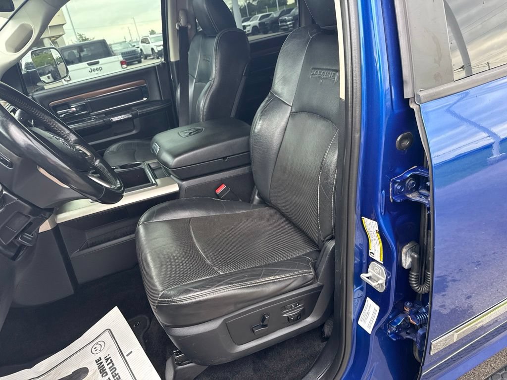 Used 2014 RAM 2500 Laramie w/ Convenience Group AWD/4WD image 14