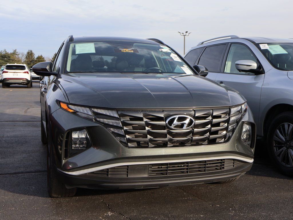 Used 2023 Hyundai Tucson SEL w/ Convenience Package image 2