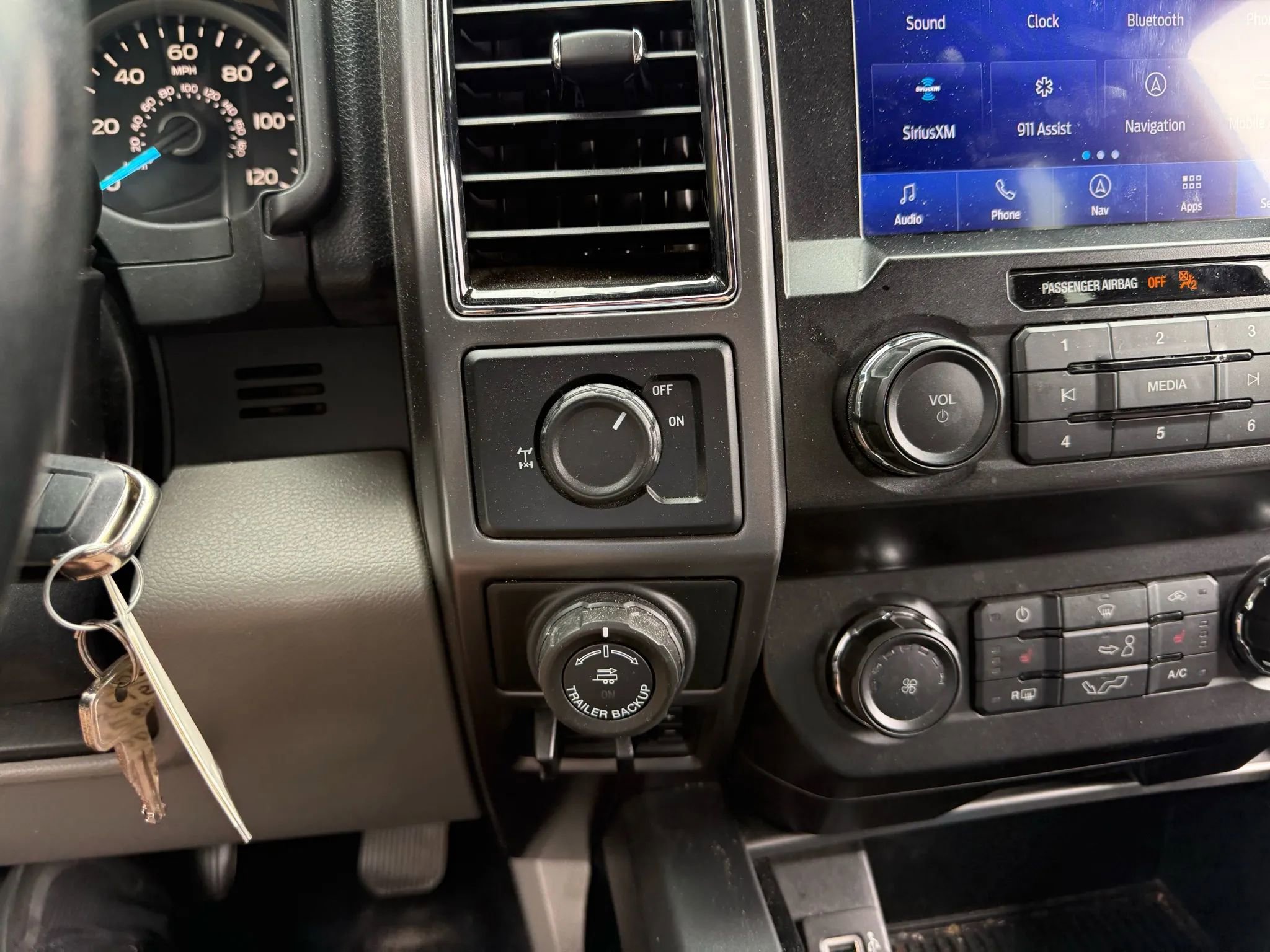 Used 2020 Ford F150 XLT w/ Equipment Group 302A Luxury image 28