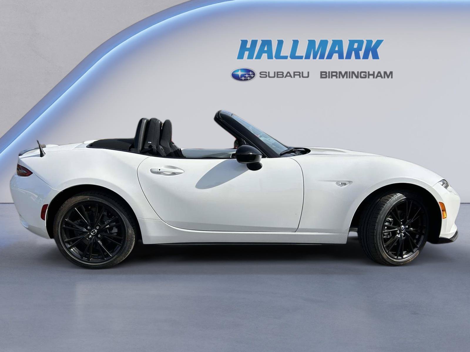Used 2026 MAZDA MX-5 Miata Club w/ Interior Package RWD image 2