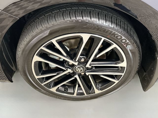 Used 2026 Toyota Camry XLE AWD/4WD image 32