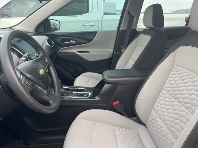 Used 2020 Chevrolet Equinox LS w/ LS Convenience Package image 9