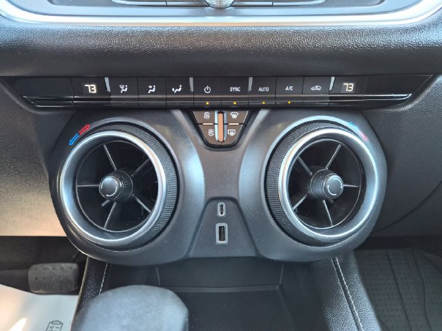 Used 2023 Chevrolet Blazer LT w/ Midnight/Sport Edition FWD image 25
