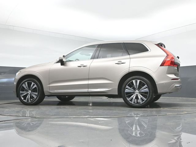 Used 2023 Volvo XC60 B5 Plus w/ Protection Package Premier image 40