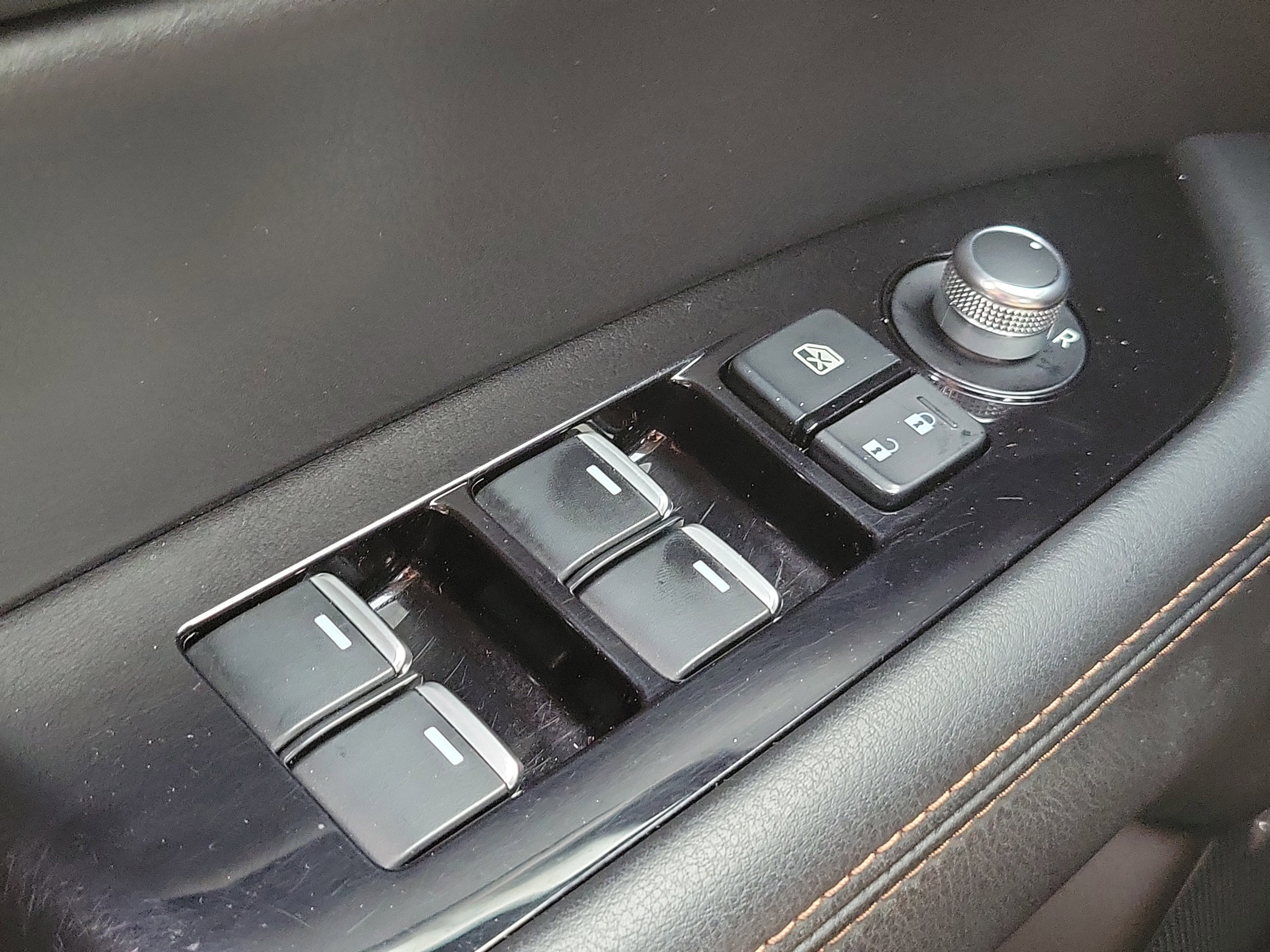 Used 2022 MAZDA CX-5 AWD 2.5 S w/ Premium Package image 25