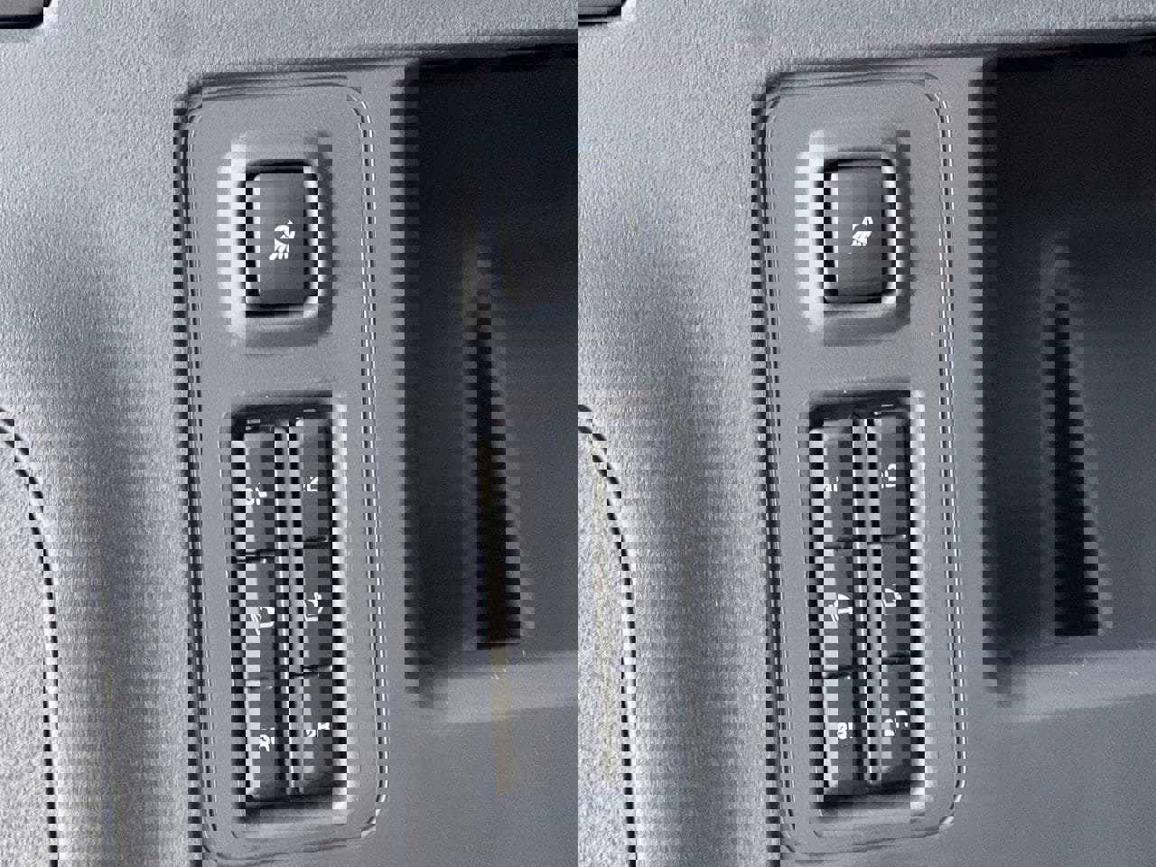 New 2025 Ford Expedition Platinum w/ Stealth Performance Package AWD/4WD image 23