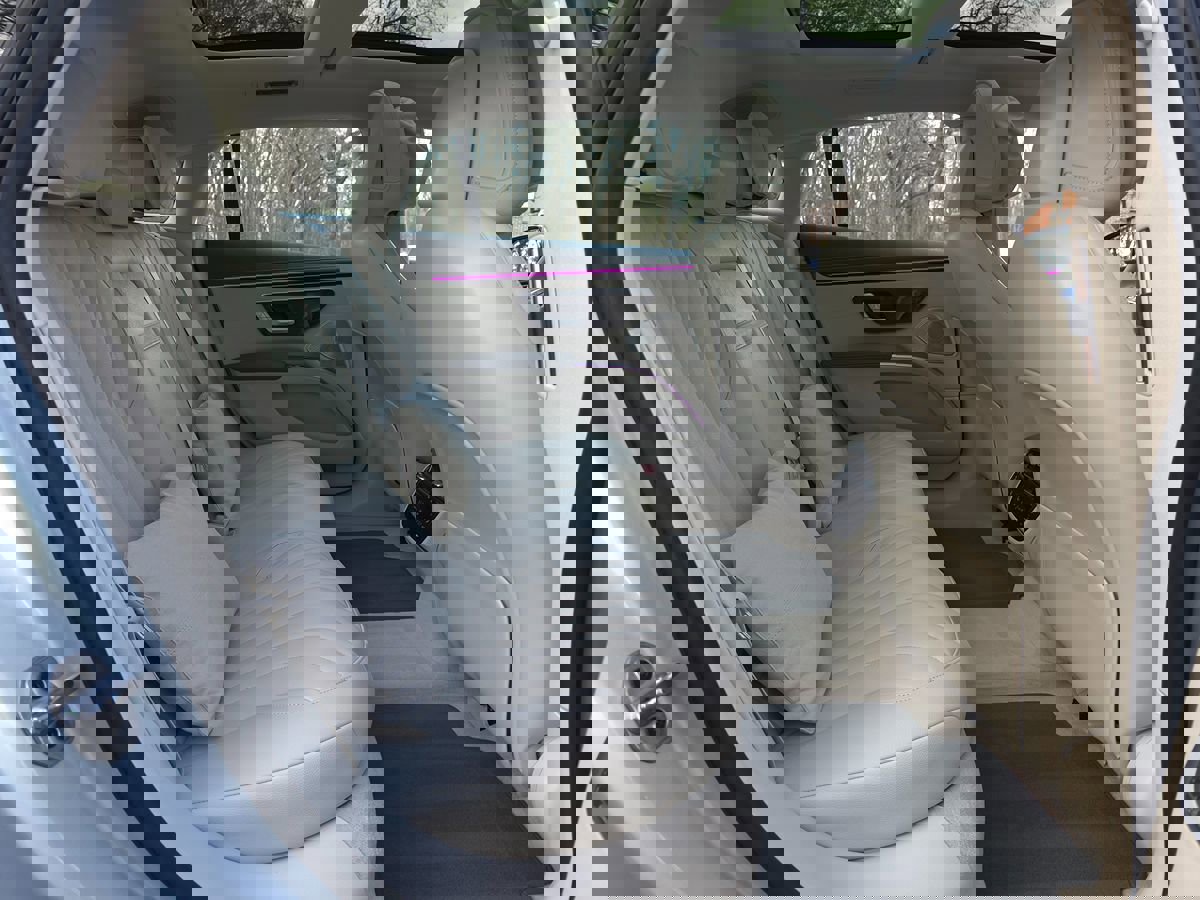 Used 2023 Mercedes-Benz EQS 580 4MATIC Sedan image 19