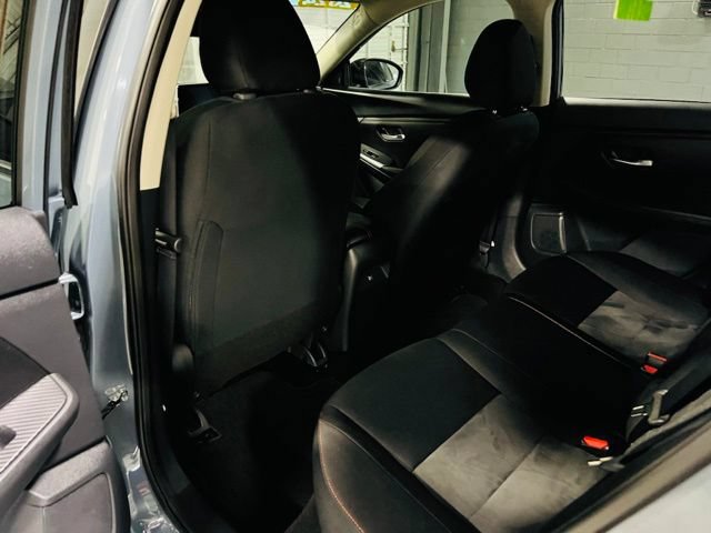 Used 2024 Nissan Sentra SR FWD image 24