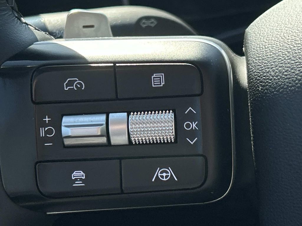 Used 2025 Hyundai Santa Fe XRT AWD/4WD image 31