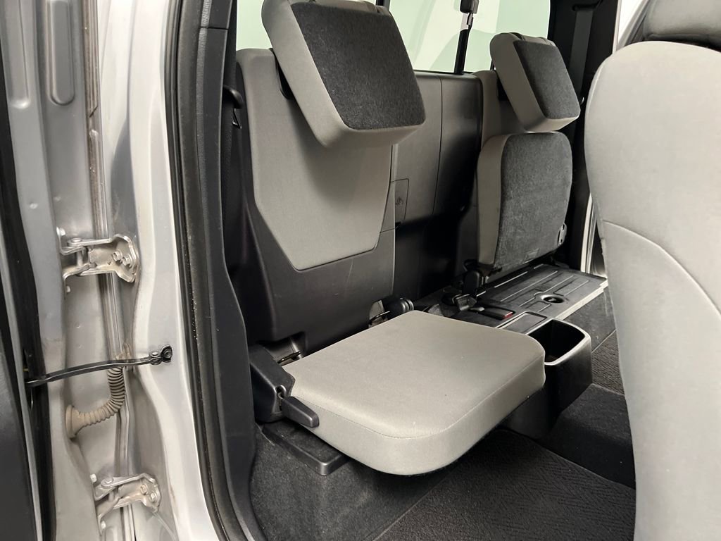 Used 2016 Toyota Tacoma SR image 21