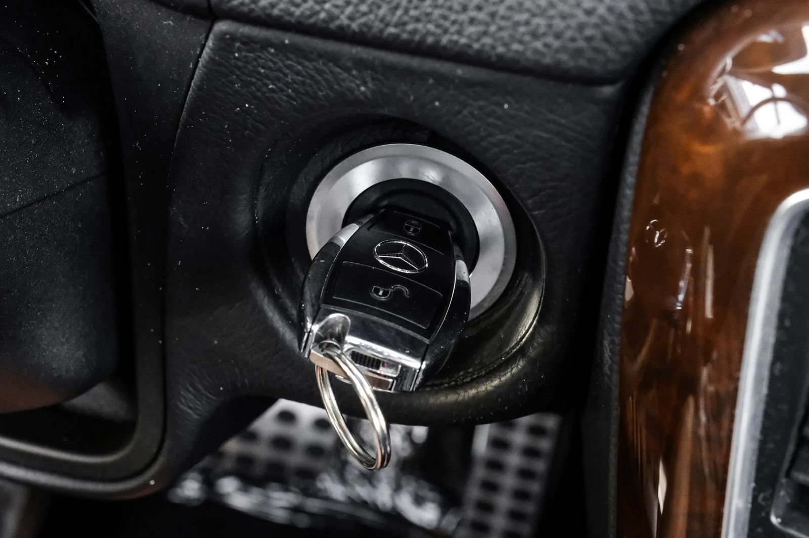 Used 2015 Mercedes-Benz G 63 AMG 4MATIC image 57