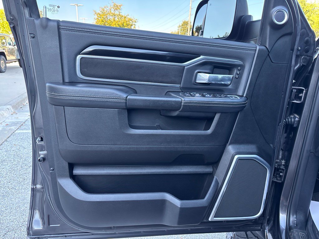 Used 2021 RAM 2500 Laramie AWD/4WD image 35