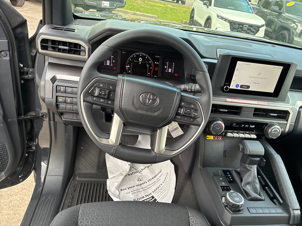 New 2026 Toyota 4Runner SR5 AWD/4WD image 19