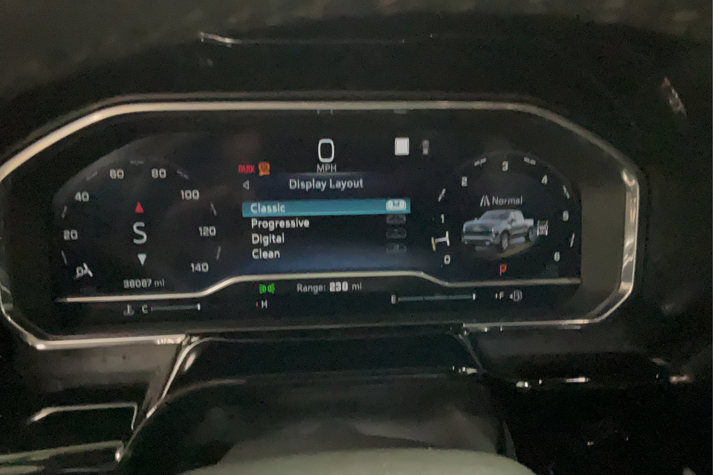 Certified 2022 Chevrolet Silverado 1500 LTZ w/ LTZ Convenience Package II AWD/4WD image 14