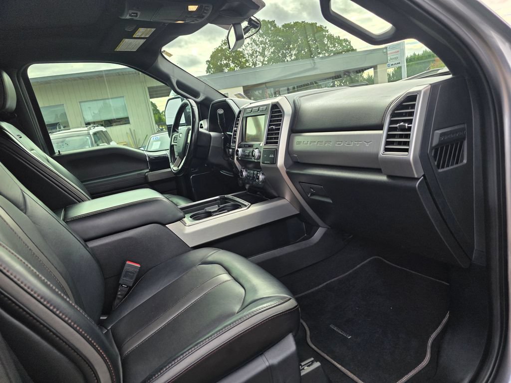 Used 2020 Ford F350 Platinum AWD/4WD image 26
