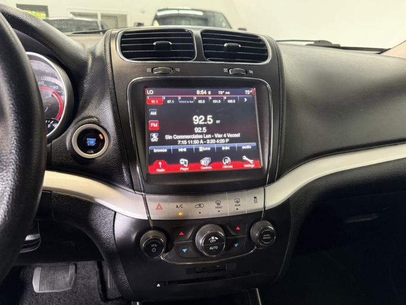 Used 2018 Dodge Journey SXT image 14