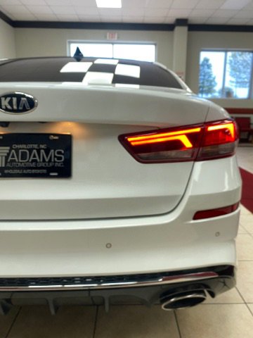 Used 2020 Kia Optima SE image 12