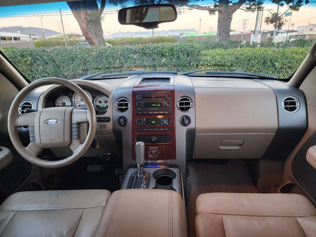 Used 2005 Ford F150 Lariat AWD/4WD image 11
