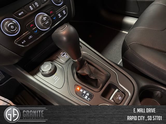 Used 2021 Jeep Cherokee Latitude Lux 80th Anniv w/ Quick Order Package 2YU 80th image 22